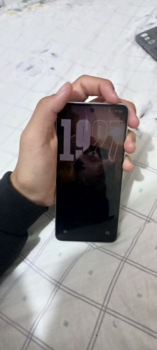 Xiaomi 12 liat читайте