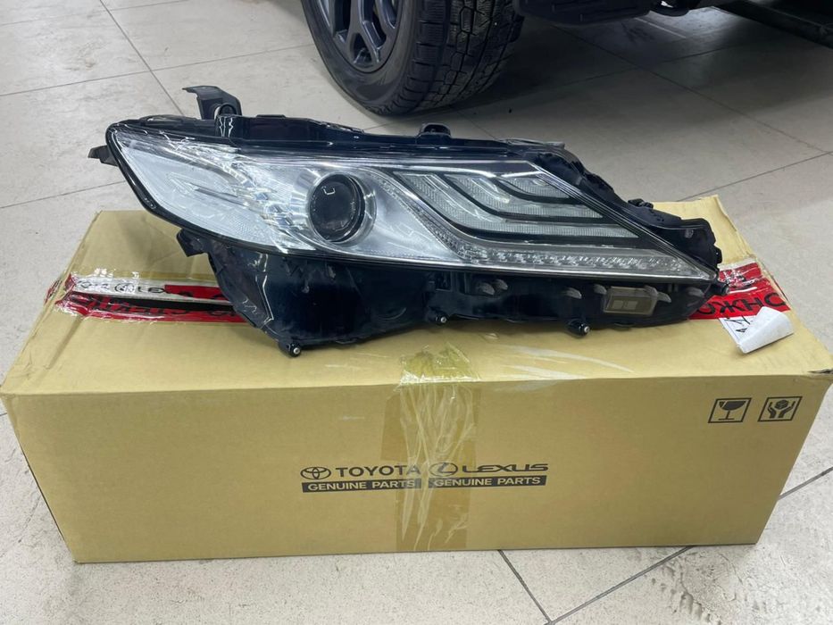 Продам фару, правую.