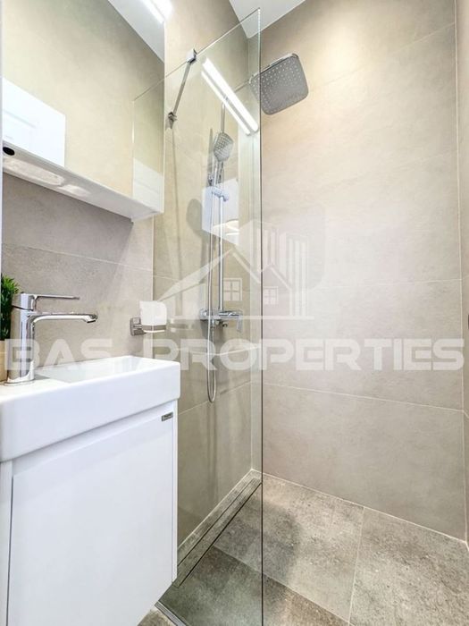 Продава се Тристаен апартамент в София, Център - 90 кв.м за 2805 €/кв.м - Снимка #10