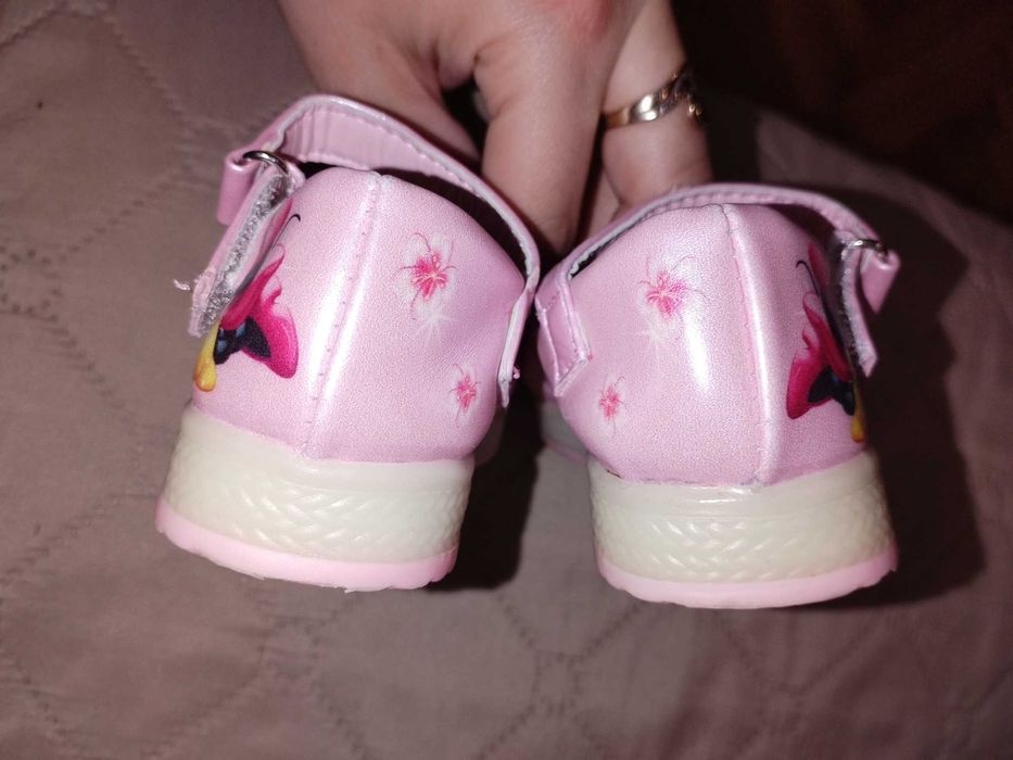 Обувки за момиче 20,21номер