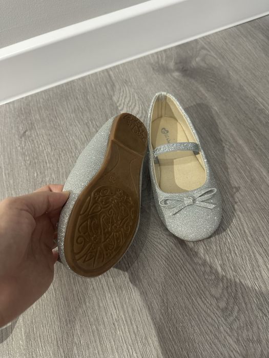 Обувь для девочки