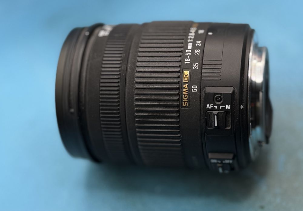 Обектив Sigma 18-50mm F2.8-4.5 DC OS HSM за Canon EF – APS-C, Optical Stabilizer