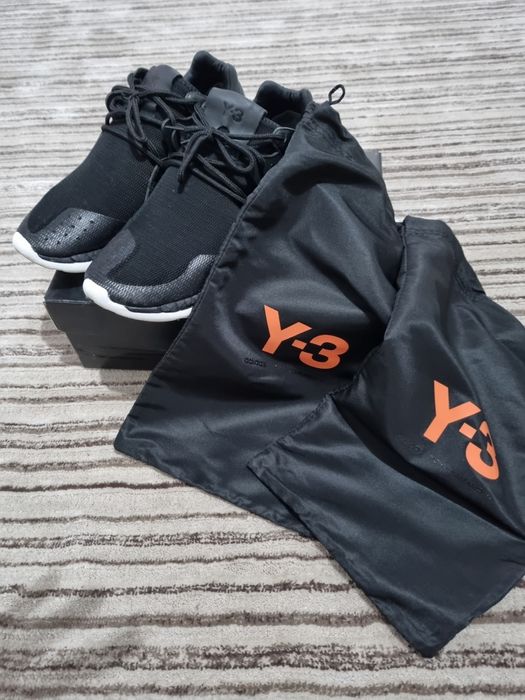Vând Adidas Y3 QR RUN