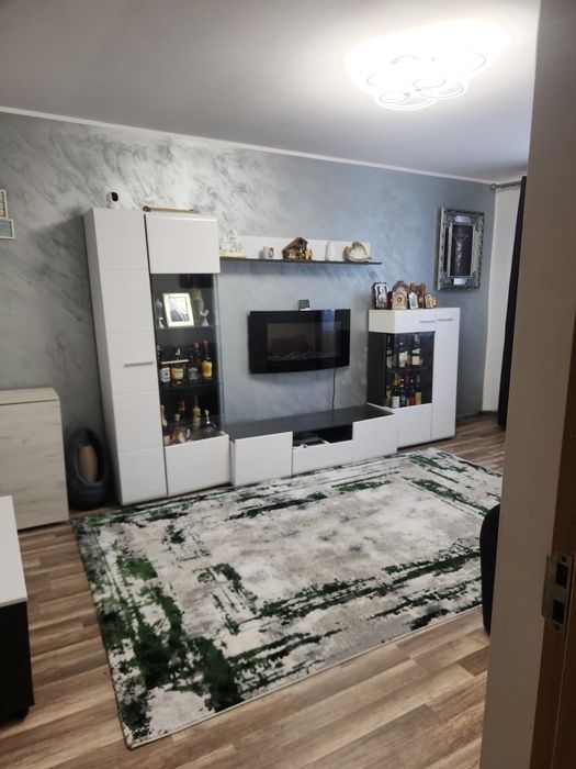 Apartament 2 camere decomandat!