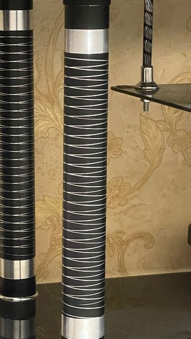 Стеклянная тумба под тв