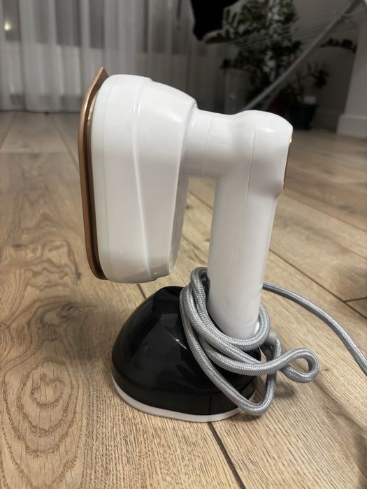 Ручной отпариватель