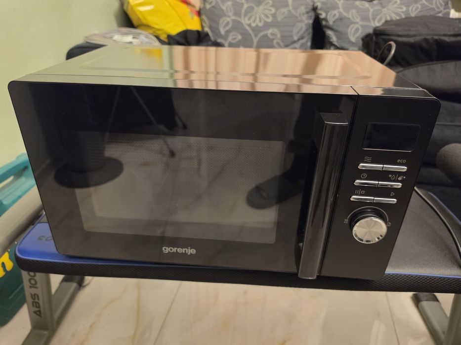 Микровълнова фурна GORENJE MO23A3BH 800.0 W, 23.00 L
