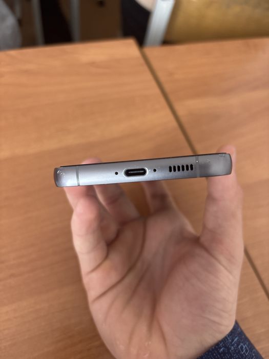 Самсунг s23 FE