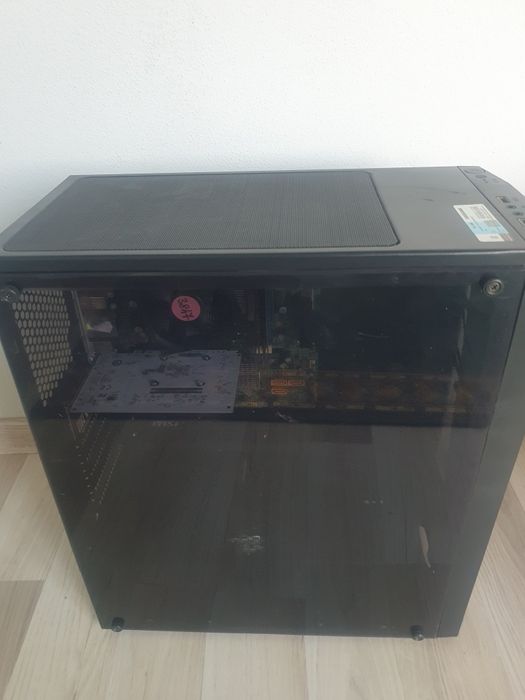 PC Gaming + Monitor Acer 24" + Tastatură + mouse + Cabluri | GTX 730 | Gata de utilizare