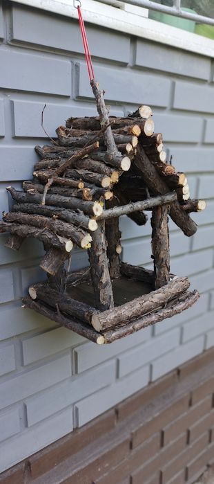 Кормушка для птиц