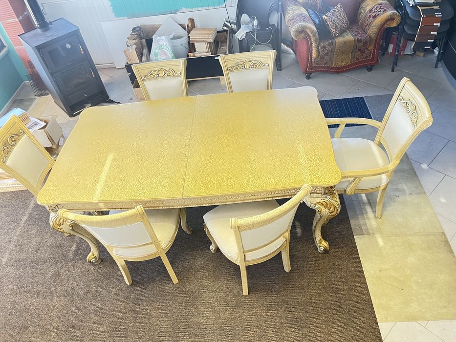 Маса с шест стола разтегателна