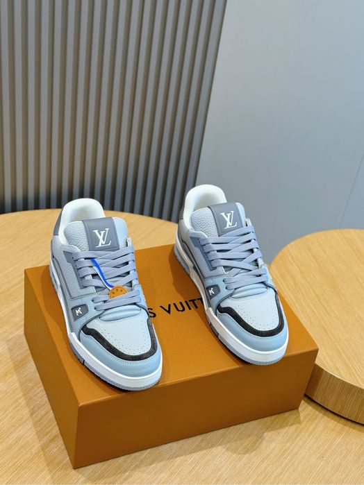 Adidasi Louis Vuitton , calitate premium , pe comanda , noi , 44