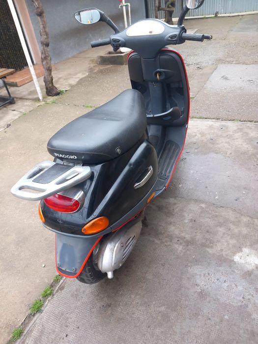 Vand scuter Piaggio Vespa
