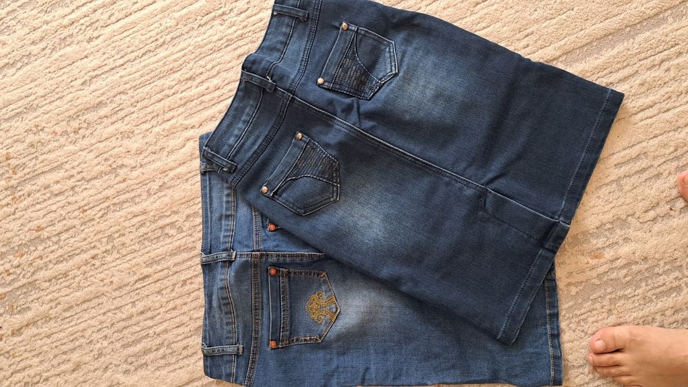 Джинсовые продам