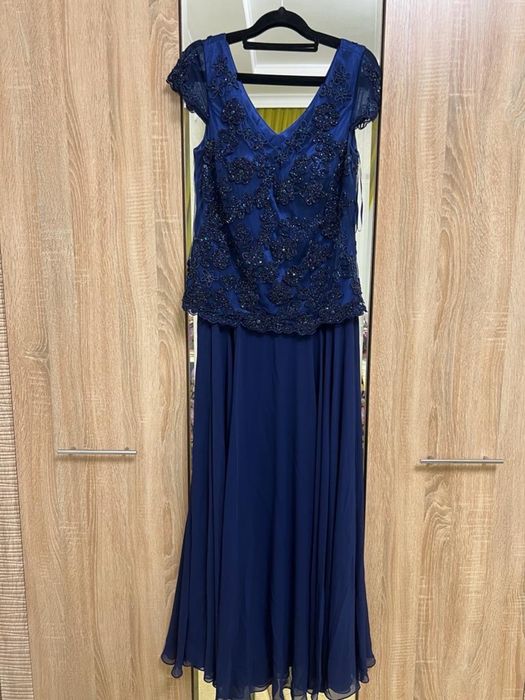 Шикарные, дорогие платья почти даром