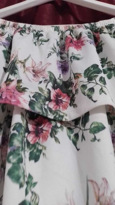 Bluza model cu flori
