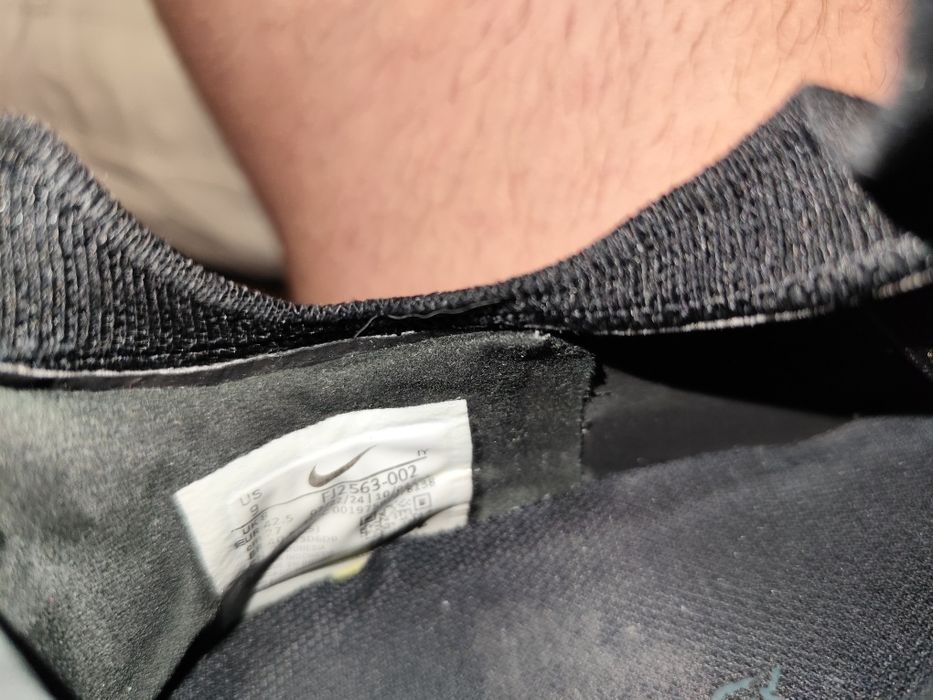 Футболни обувки 42 номер