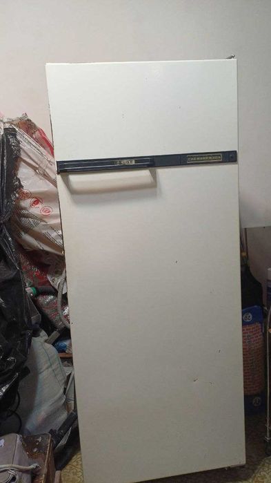 Продается холодильник "Снежинка"