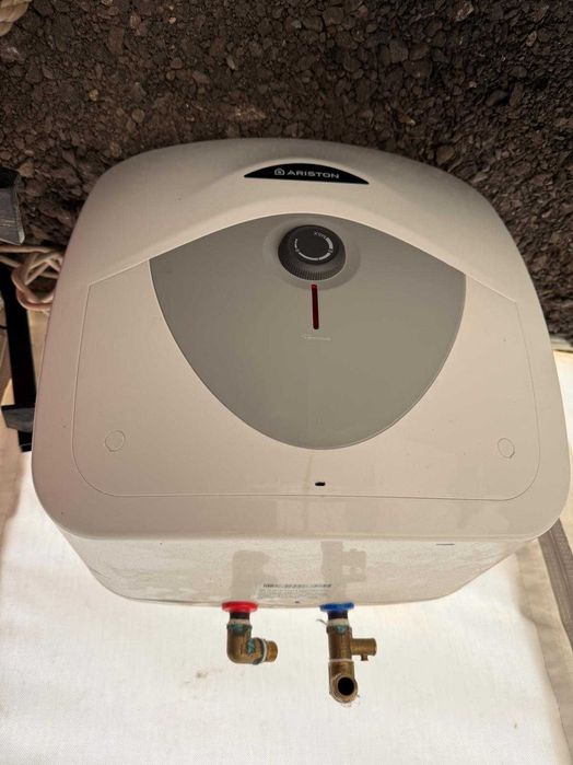 Boiler Electric Ariston ANDRIS LUX 30 /5 EU Capacitate 30L 1500W