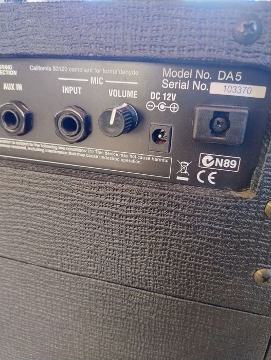 Китарно кубе VOX