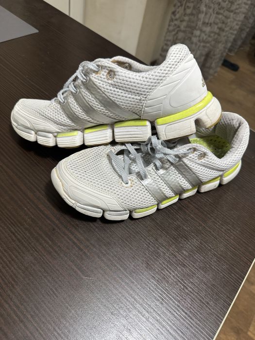 Кроссовки adidas оригинал 100%