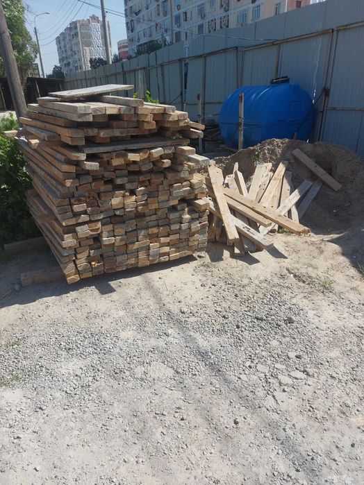 Продаёця доска обрезной и финские фанер разние