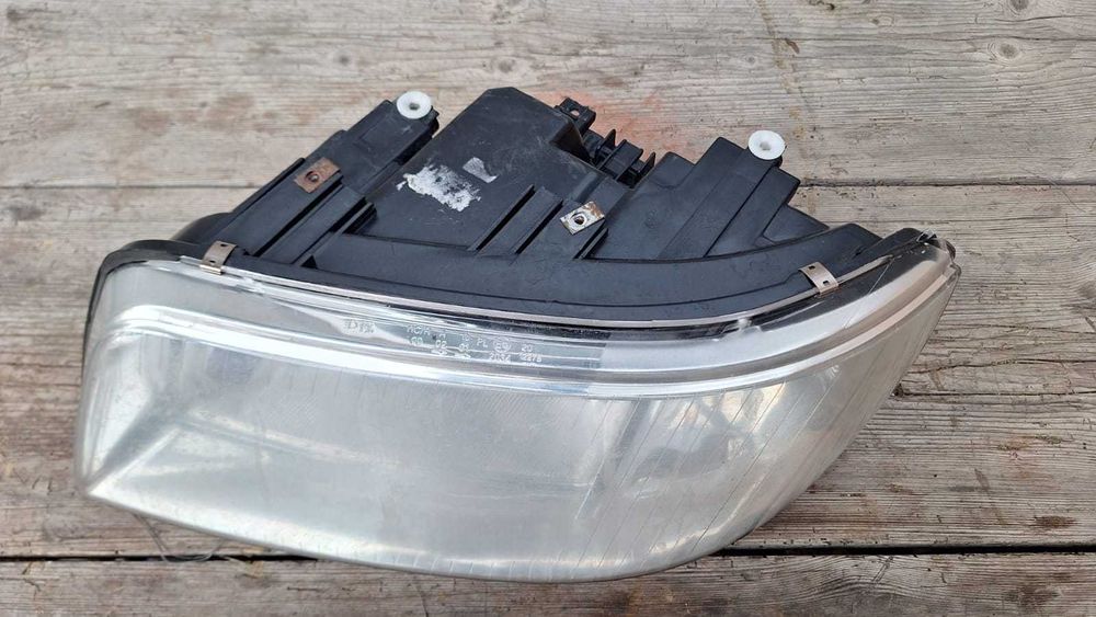 Volkswagen Transporter T5 | far stanga | 2005***