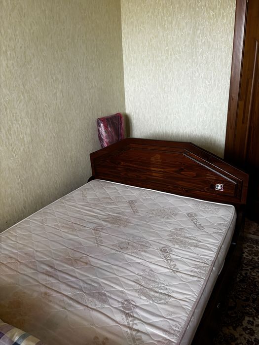 Кровать двуспальная