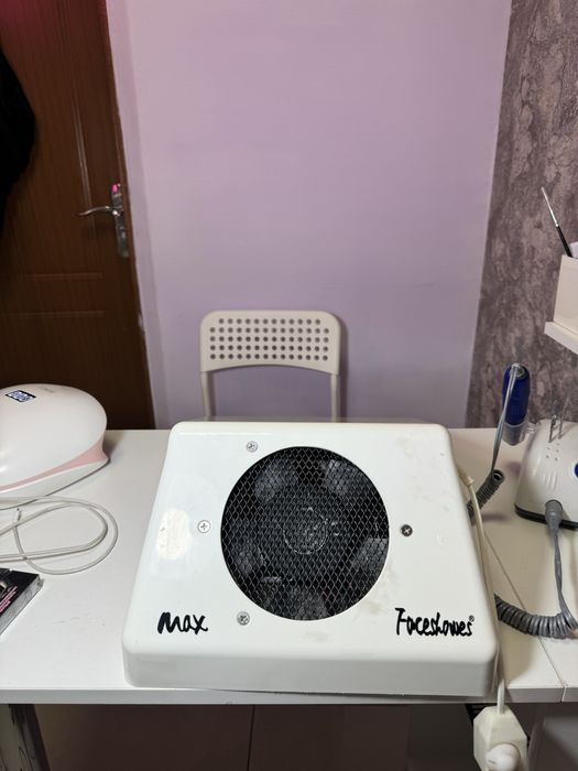 Продам пылесос для маникюра