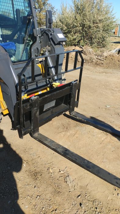 Аренда бобкат  мини погрузчик