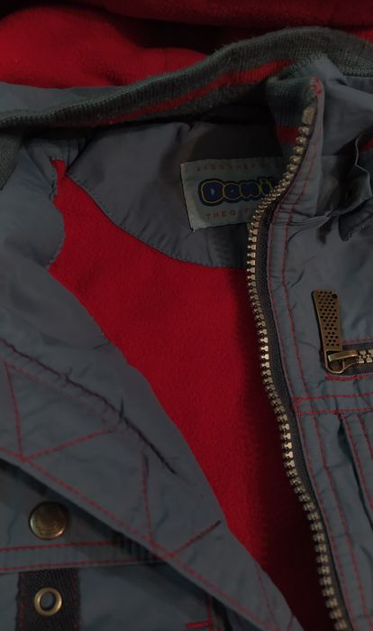 Куртка и новые плавки на мальчика