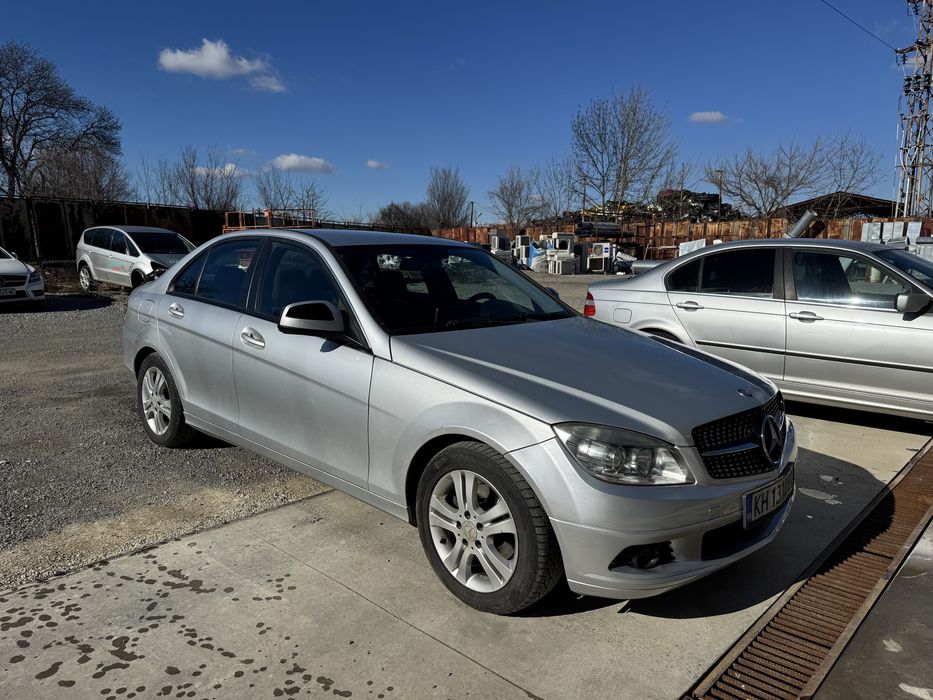 Mercedes C220 CDI 646 МОТОР* АВТОМАТ* LED* гр. Кюстендил Център • OLX.bg
