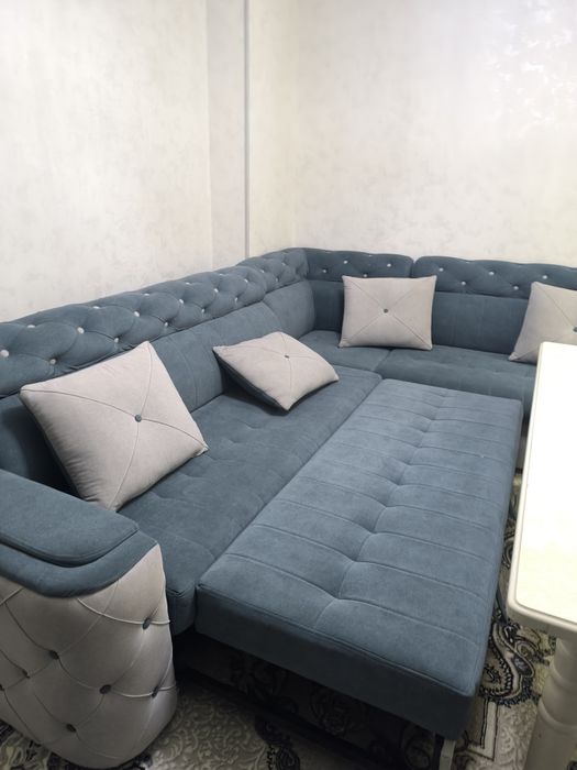 Mehmonxona ugalogi sotiladi. Katta oʻlchamda