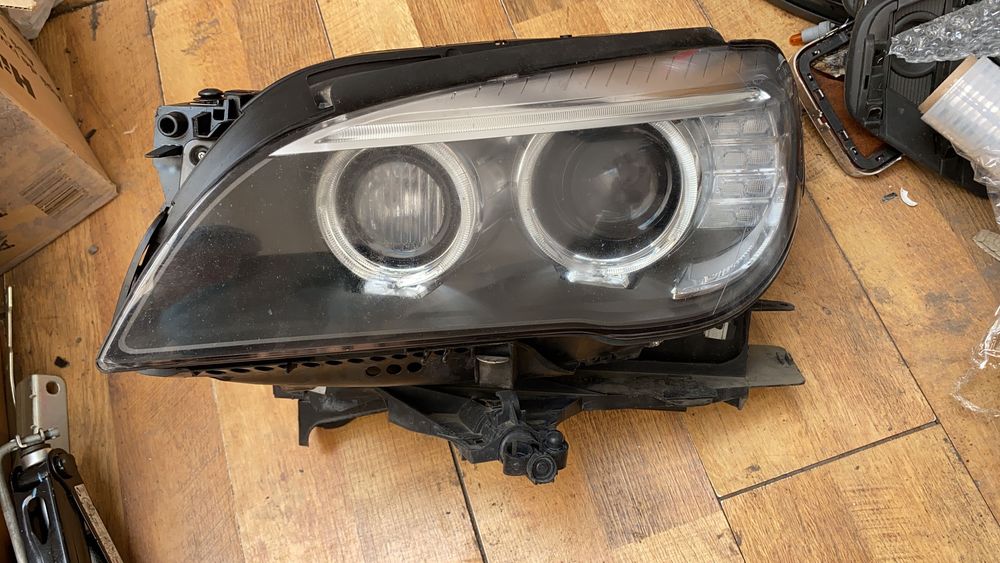 Far stanga xenon Bmw seria 7 F01 F02 LCI Facelift 2013 , 2014