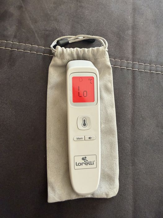 Безконтактен термометър на LORELLI BABY CARE