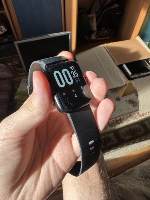 Наручные электронные часы