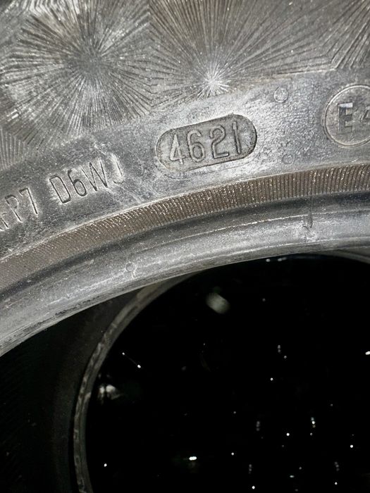 285 45 22  325 40 22 Continental