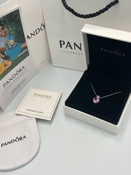 Колье Pandora с подвеской