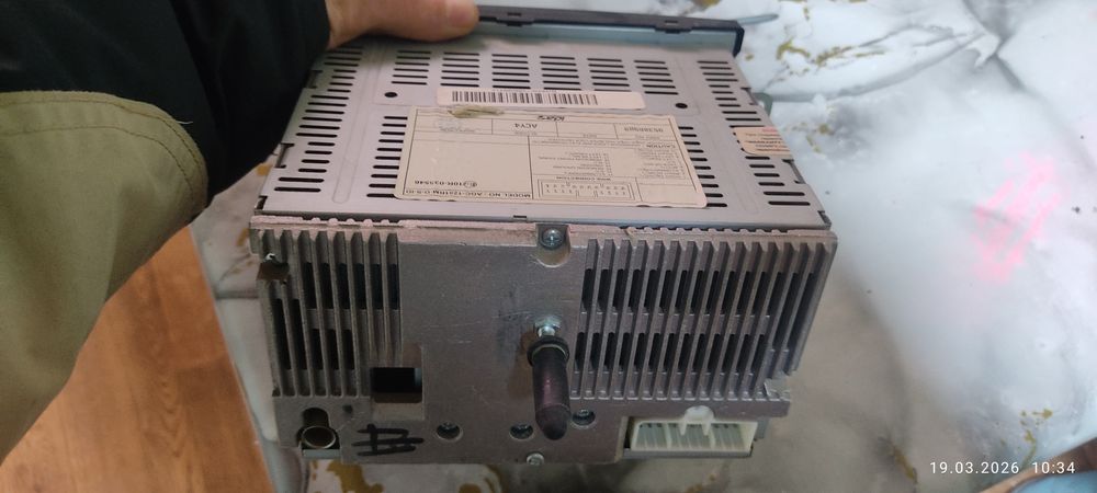 Продам Колонки и Магнитофон от Спарка!