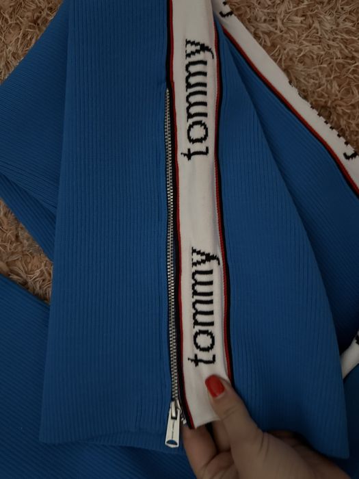 Панталон на Tommy Jeans