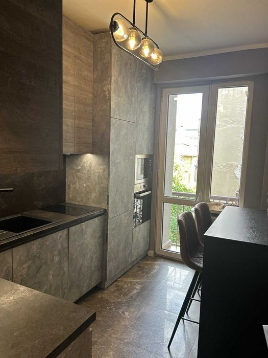 Дава се под наем Тристаен апартамент в София, Център - 120 кв.м за 1500 € - Снимка #5