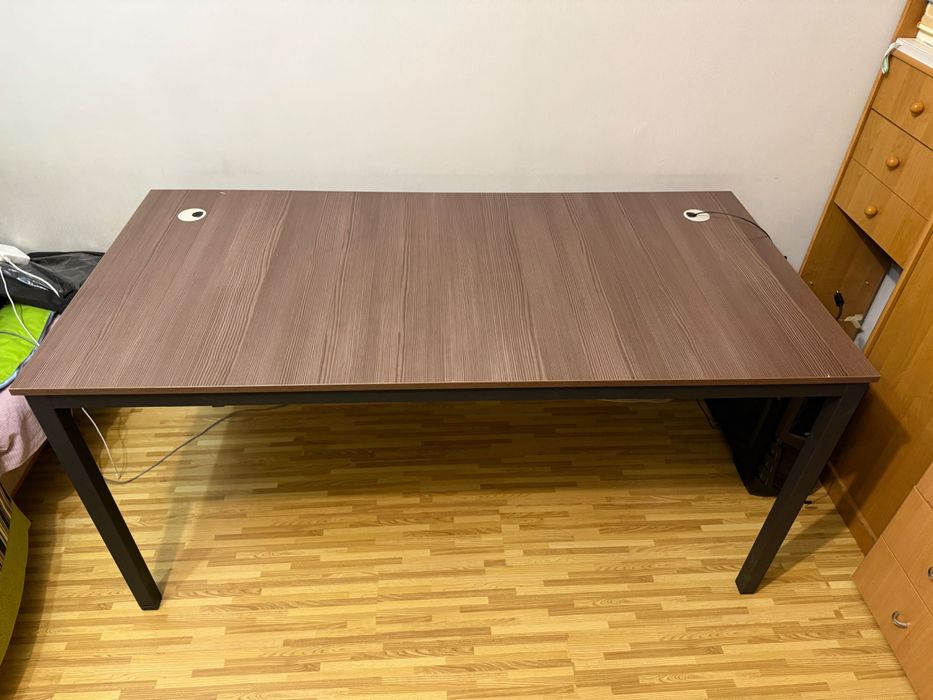 Компьютерный стол Dexter