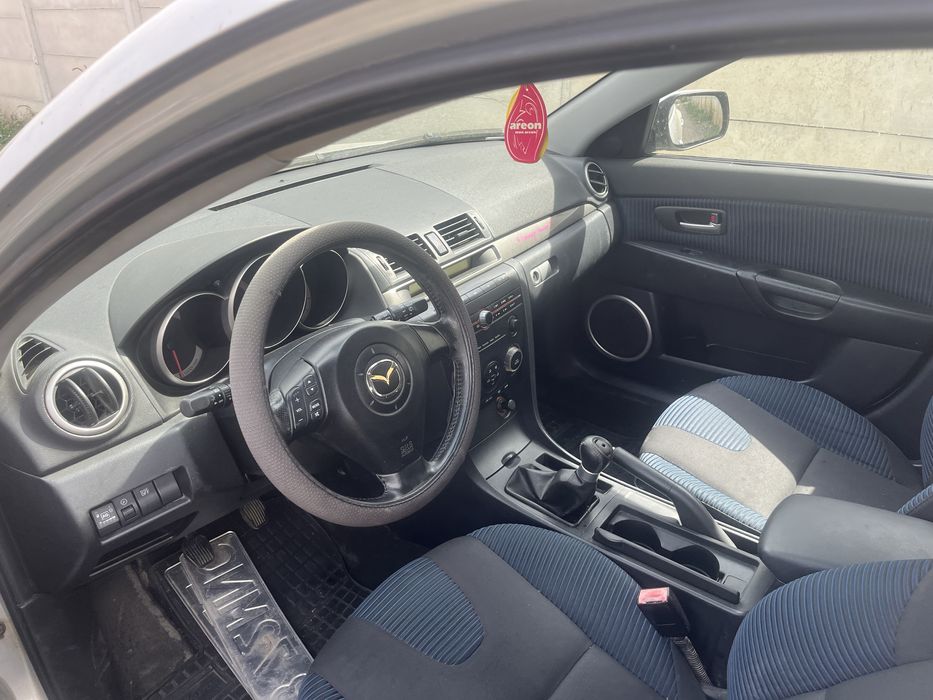 Vand far xenon stanga si dreapta Mazda 3! 2004-2008