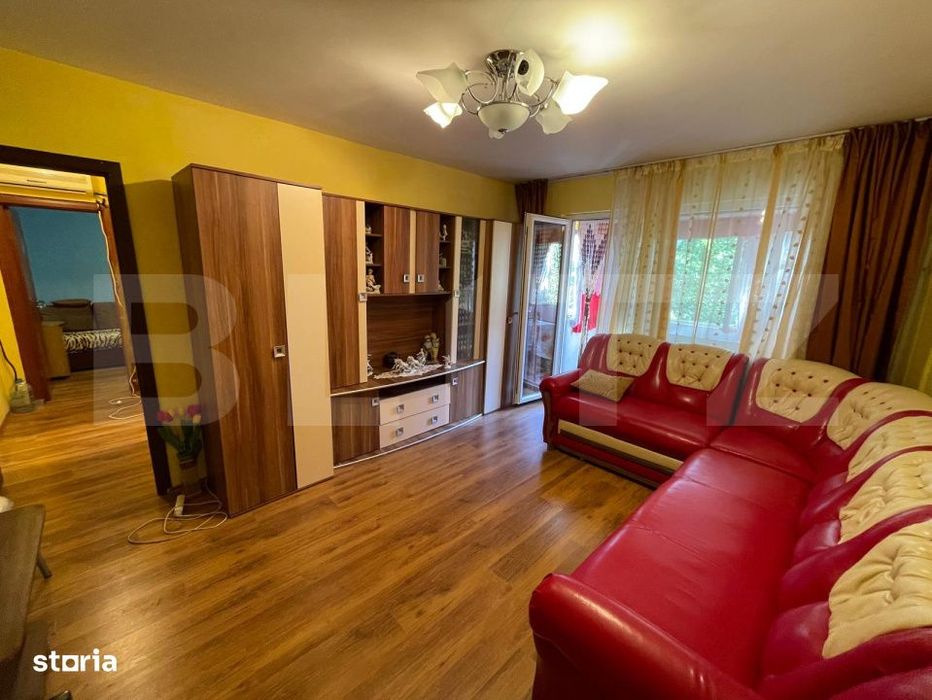 Apartament 3 camere semidecomandat, 49.70 mp, etaj 3, zona Craiovita N