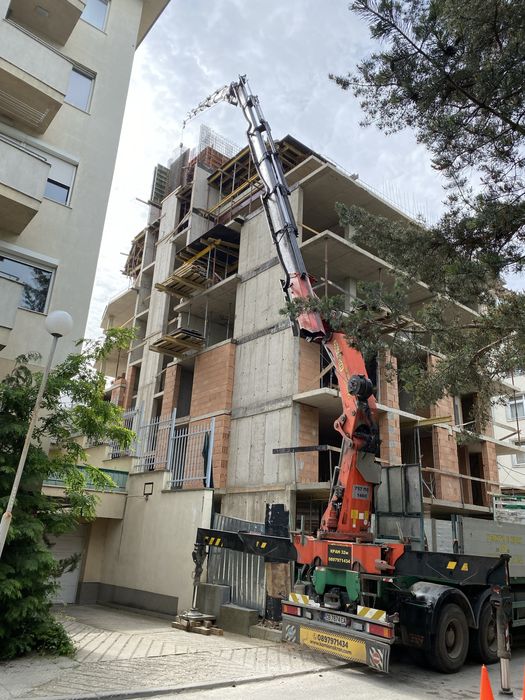 Транспорт камион с кран и услуги с кран до 32м