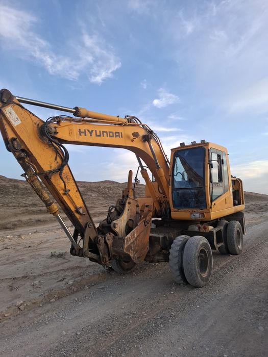 Hunday 1400 ekiskavtir