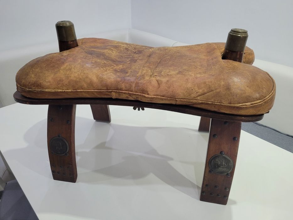 Scaun origine Marocana ff vechi ptr căpătâi de pat