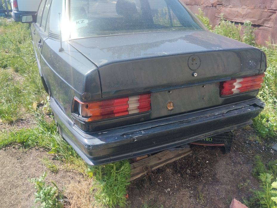 Продам Мерседес 190