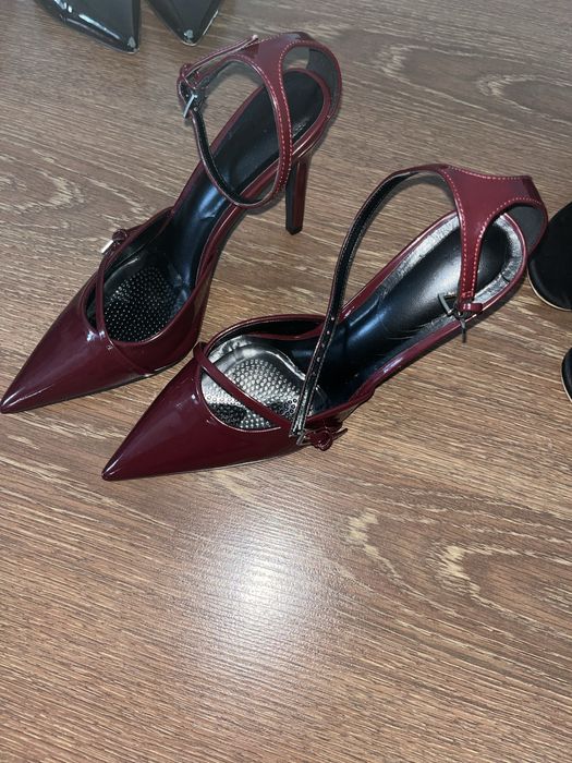 Туфли бордовые Zara