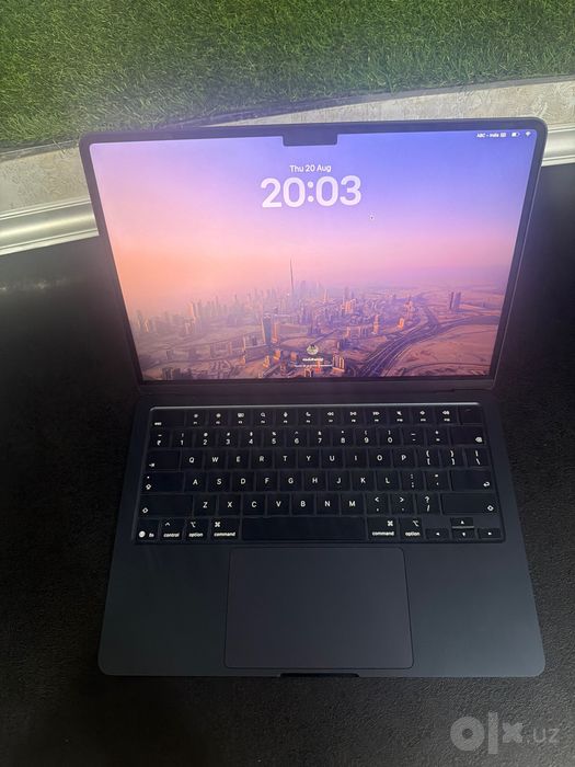 Macbook M5 Air 16/512 100%